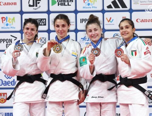 L’assessore allo Sport del Comune di Alassio, Roberta Zucchinetti, si congratula con Giulia Ghiglione, Argento ai Campionati Europei di Judo U23